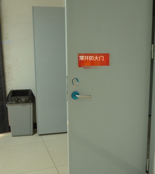 常開防火門